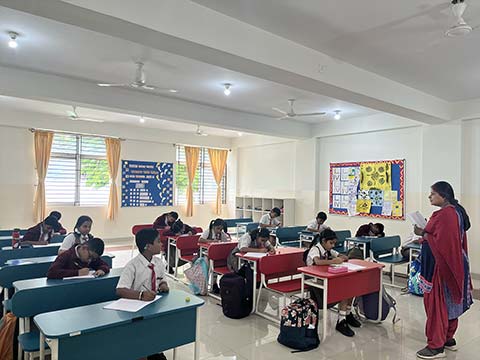 Cyber Room -4