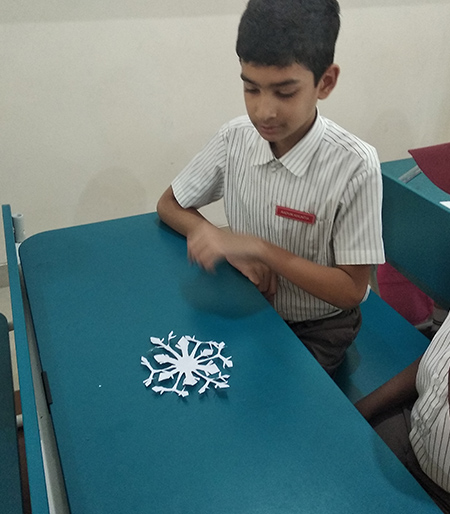 Snowflakes Making